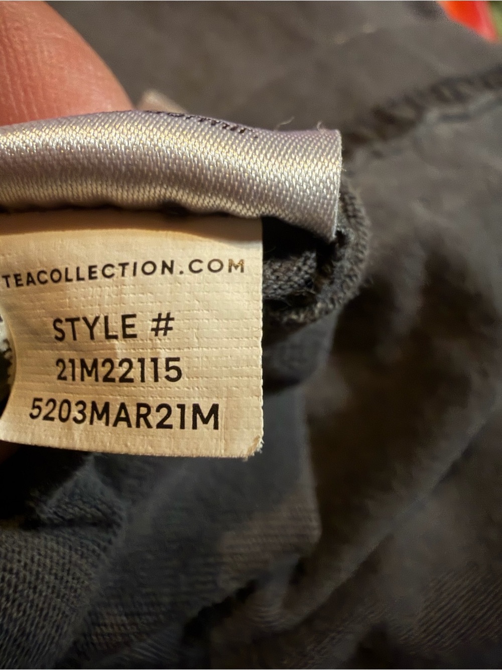 Tea Collection Nile Crocodiles Gray Cotton Tee Shirt Size 5 Soft Sensory unisex - Picture 4 of 6